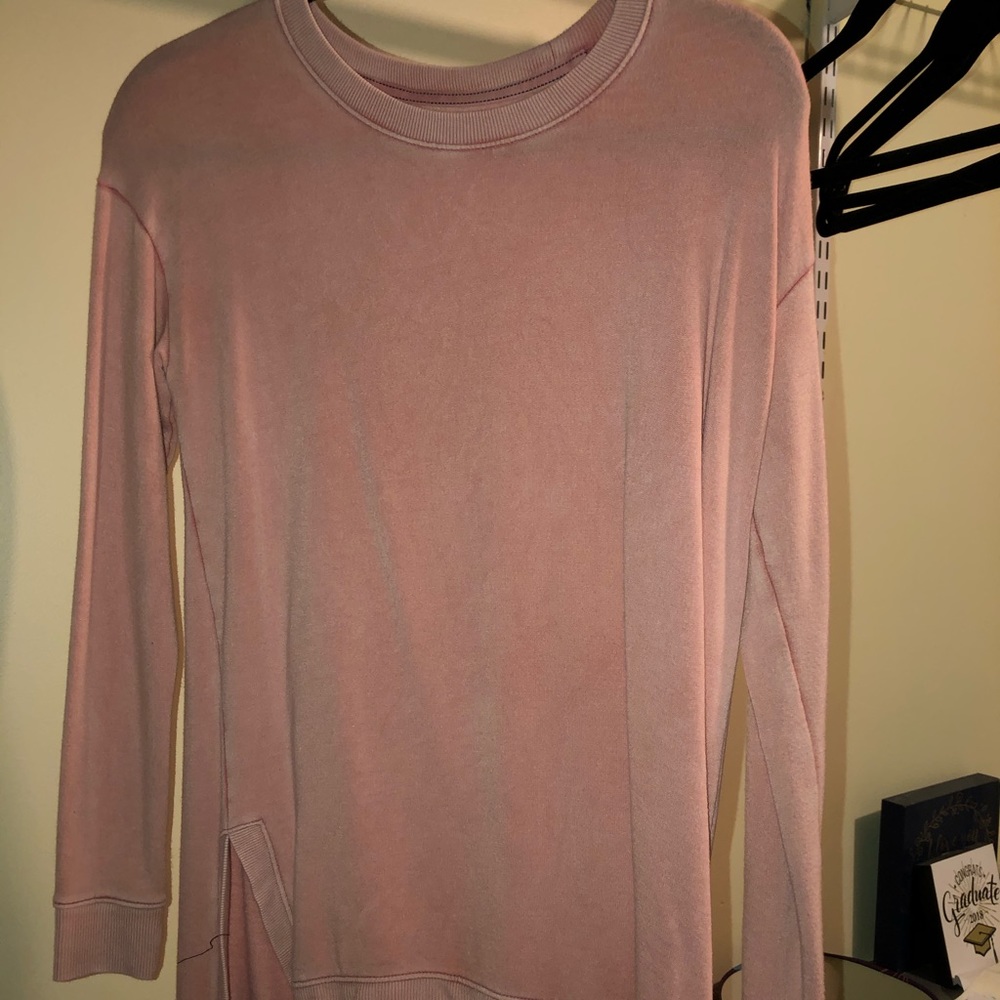 Light Pink AE sweater